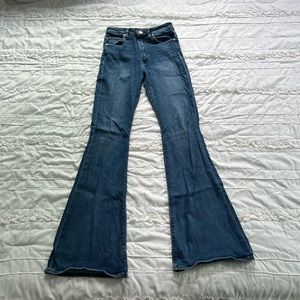 Hudson High-Rise Flare Jeans. Great condition